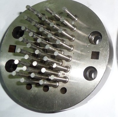 數控沖床多孔模具 提升五金加工效率的核心利器